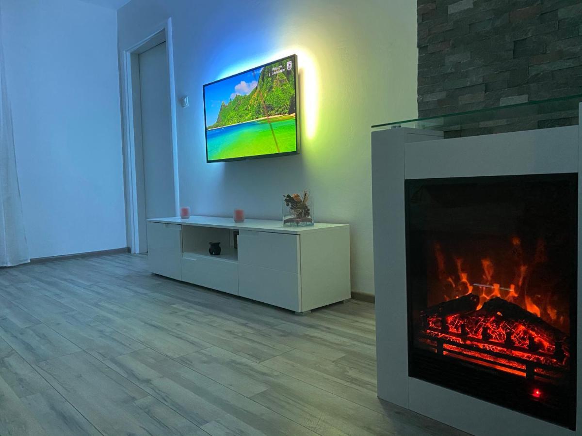 Guesthouse L&K Brinje Kültér fotó